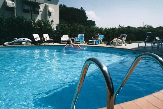 Giada Palace Apartments & Pool - Giada Palace Group ลุคคา ภายนอก รูปภาพ