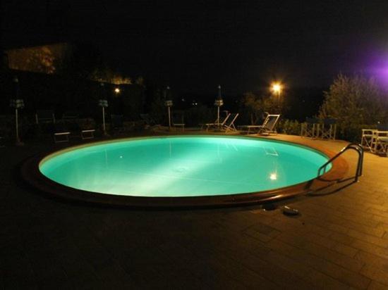 Giada Palace Apartments & Pool - Giada Palace Group ลุคคา ภายนอก รูปภาพ